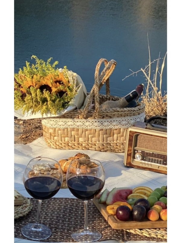 Çift kulplu hasır piknik sepeti